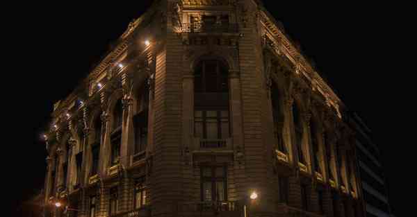 大数据包含设备数据的行业文章