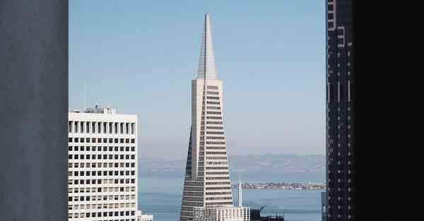 大数据包含设备数据的行业文章