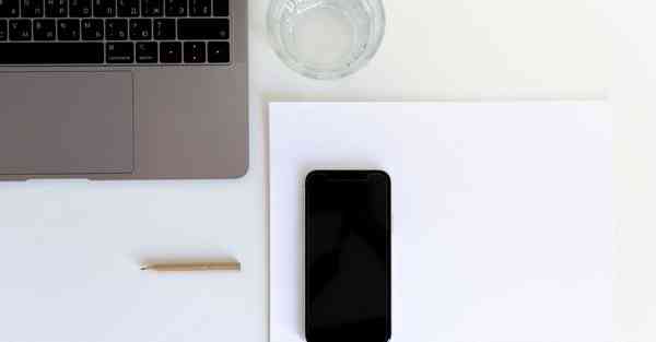 AI绘画云缨和姬小满（姬小满AI绘画趴着）