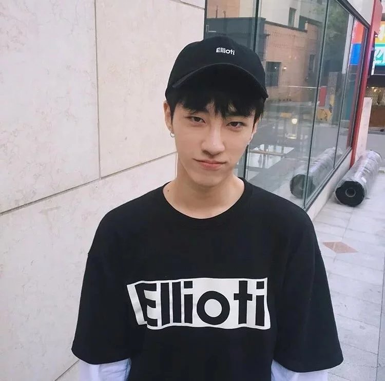 皮育娥言