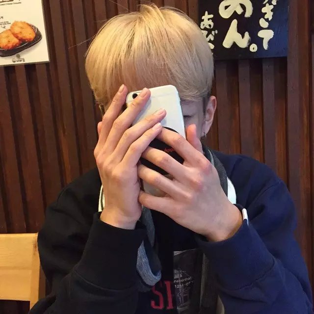 娄亚爱春