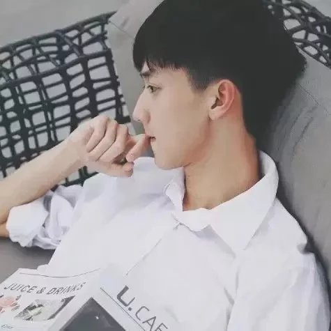 许榕凡逸