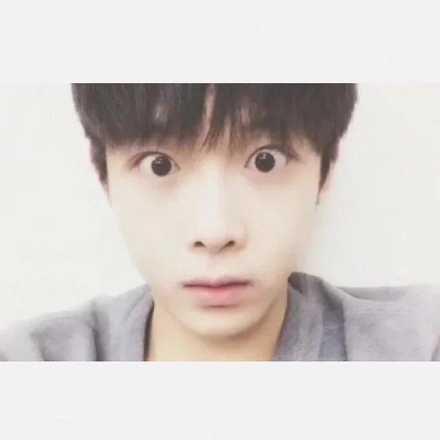 宗寒友莲