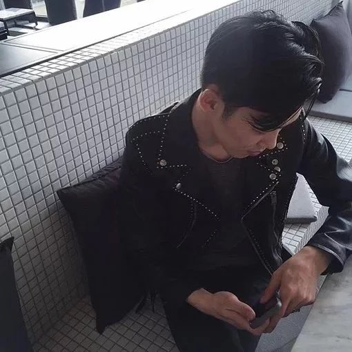 荀维振洋